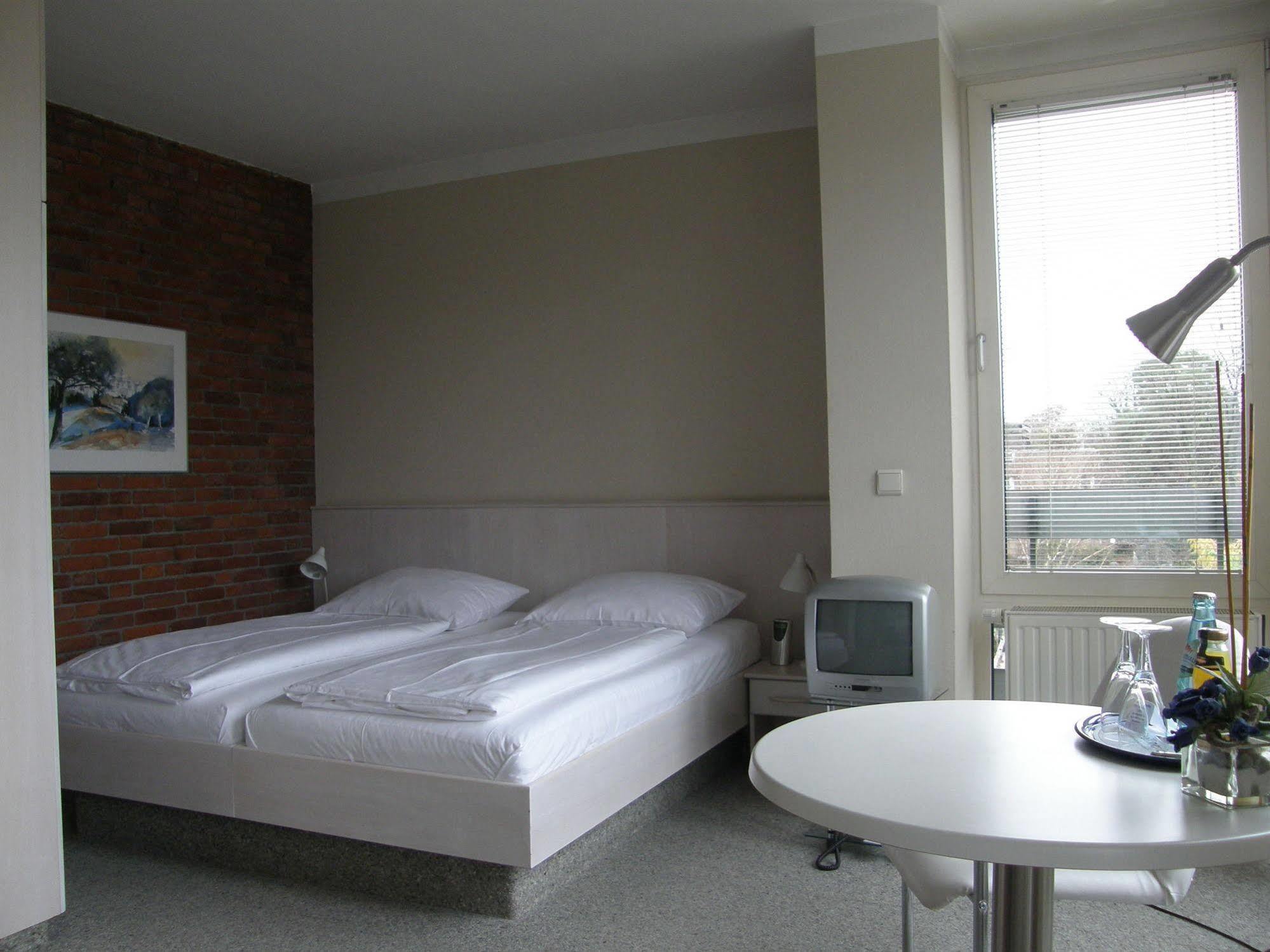 Jugendgaestehaus St.-Michaels-Heim Βερολίνο Εξωτερικό φωτογραφία